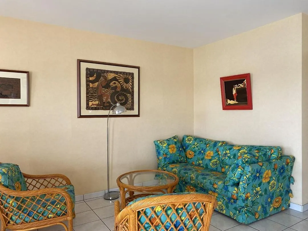 Apartment 500 - T2 Avec Balcon Vue Mer Et Proche Du Port Erquy